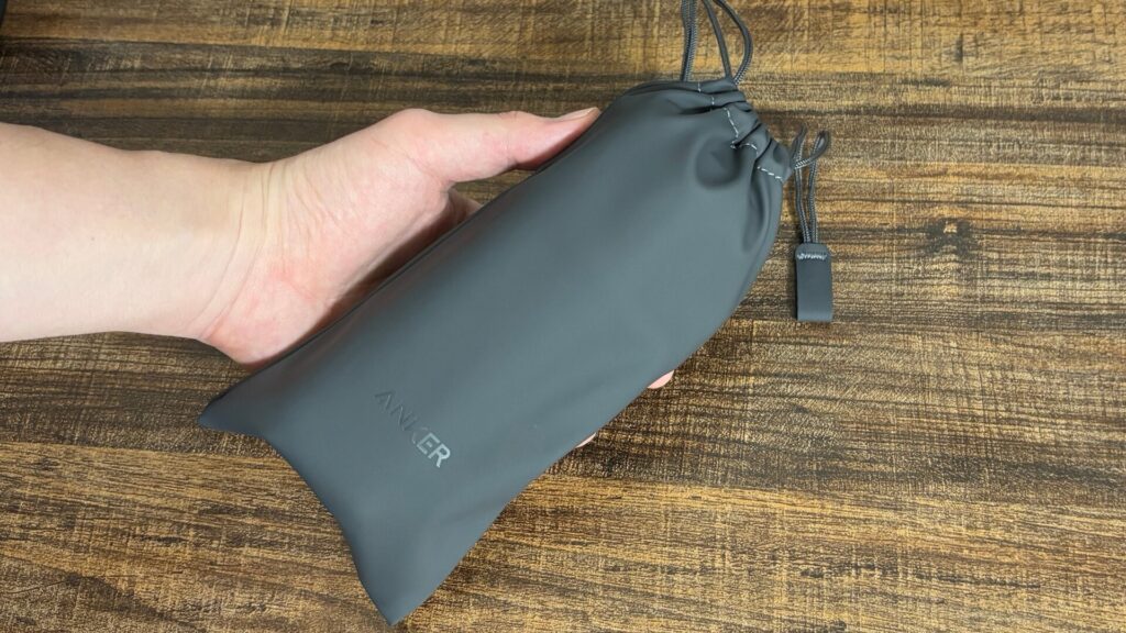 Anker Power Bank (25000mAh, Built-In & 巻取り式USB-Cケーブル)38